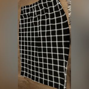 Pencil skirt professional